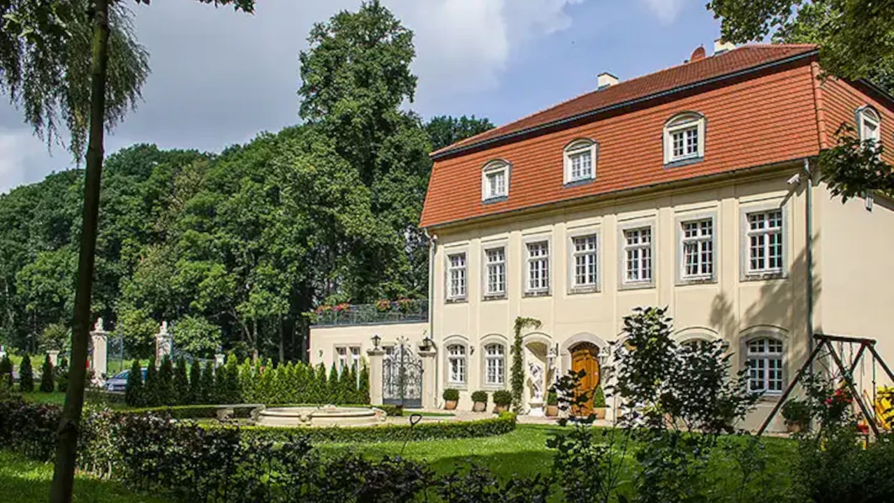 Fensterrahmen aus sandstein